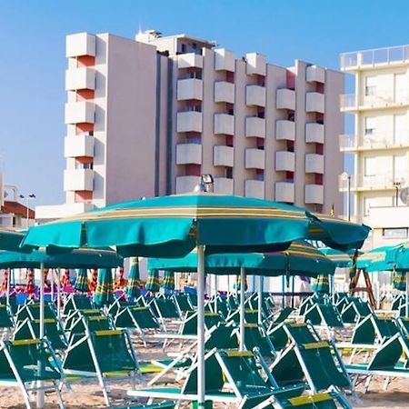 Hotel Europa セニガッリア エクステリア 写真